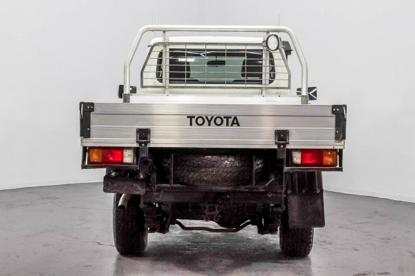 2020 Toyota Landcruiser VDJ79R GXL Cab chassis Image 5