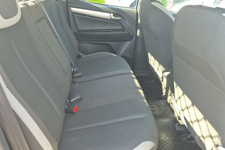 2019 Holden Colorado RG LS Crew Cab Chassis Image 8