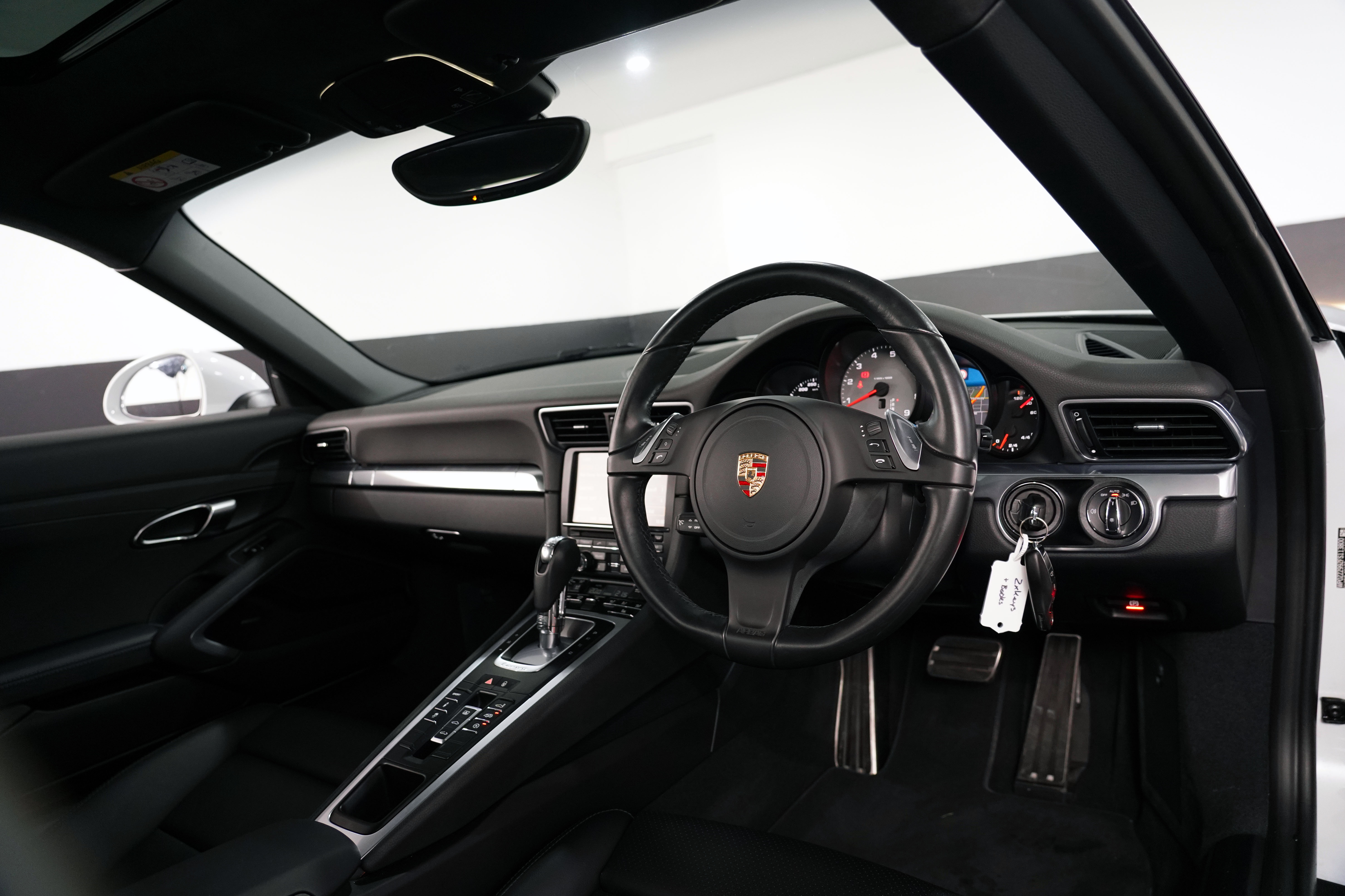 2015 Porsche 911 Carrera S Coupe Image 25