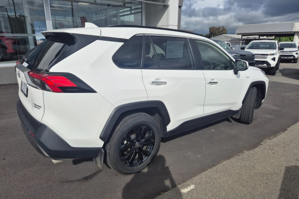 2025 Toyota RAV4 AXAH54R Cruiser SUV Image 13