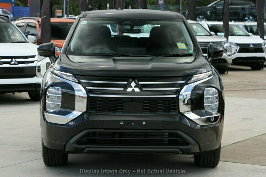 2025 Mitsubishi Outlander ZM ES SUV Image 13