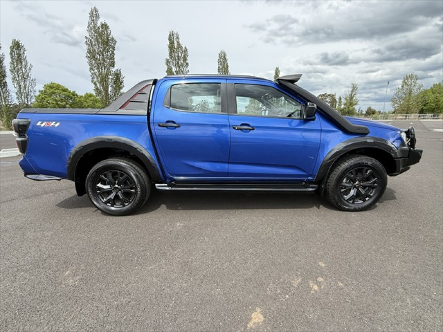2023 Isuzu D-MAX RG X-TERRAIN Ute Image 3