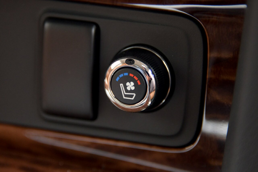 2024 Nissan Patrol Y62 Series 5 Ti-L SUV Image 19