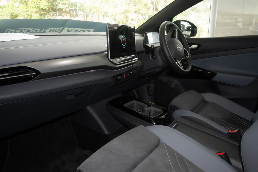 2025 MY25.5 Volkswagen ID. 5 E2 Pro SUV Image 7