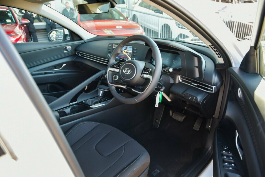 2024 Hyundai i30 CN7.V2  Sedan Image 15