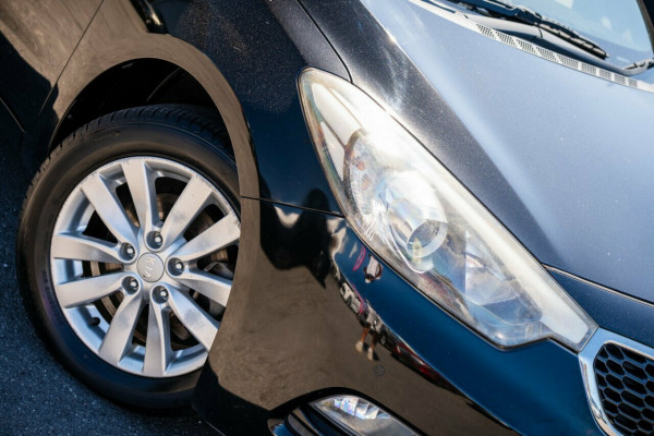 2015 Kia Cerato YD S Premium Hatch Image 6