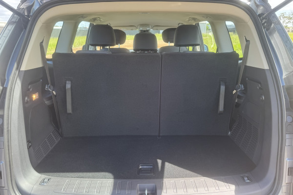 2026 MY25 LDV D90 Mode Wagon Image 13