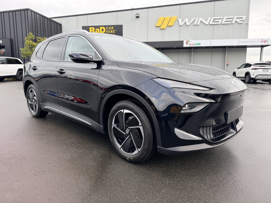 2026 MG MGS5 EV Essence 49 SUV Image 1