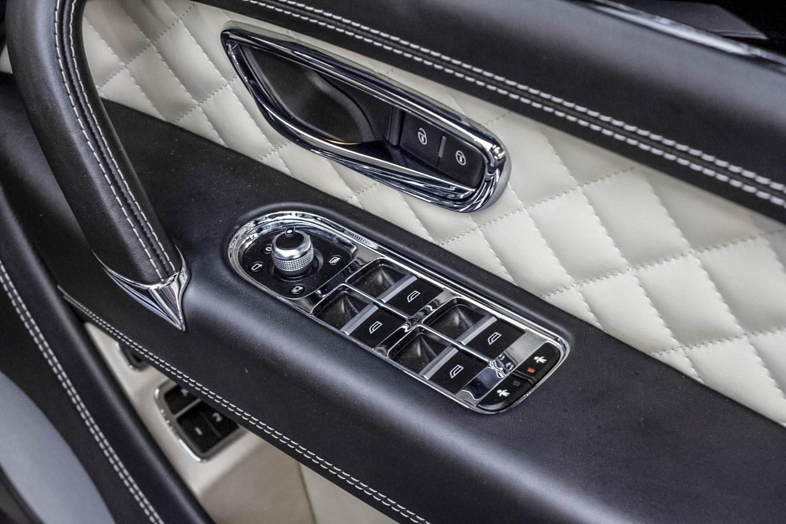 2016 MY17 Bentley Bentayga 4V  SUV Image 11