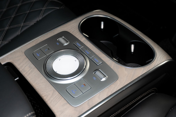 2022 Genesis GV80 2.5t Awd 7 Seat SUV Image 5