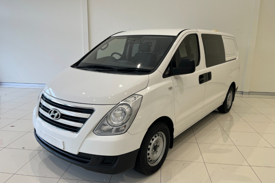 2015 MY16 Hyundai iLoad TQ3-V Series II  Van Image 6