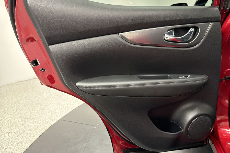 2018 Nissan QASHQAI Ti Wagon Image 15
