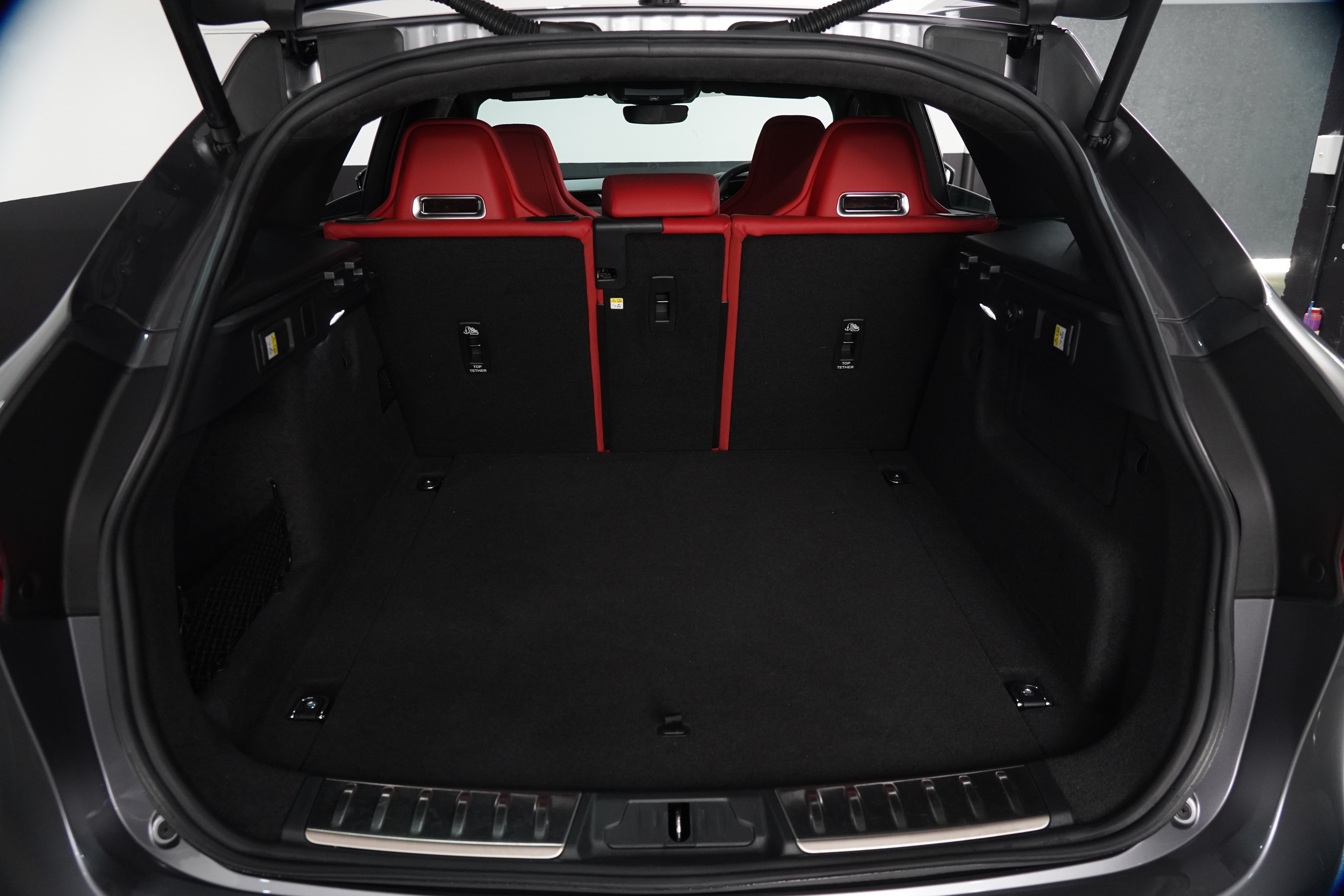2022 Jaguar F-PACE SVR SUV Image 21