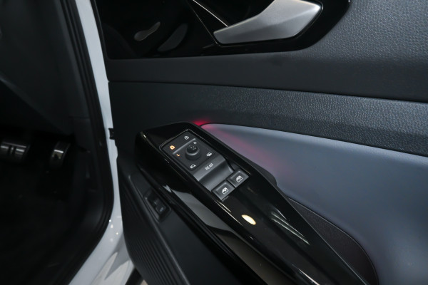 2025 Volkswagen ID. 5 E2 Pro SUV image 10