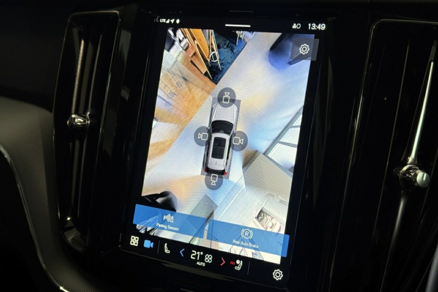 2024 MY25 Volvo XC60 UZ Plus B5 SUV Image 18