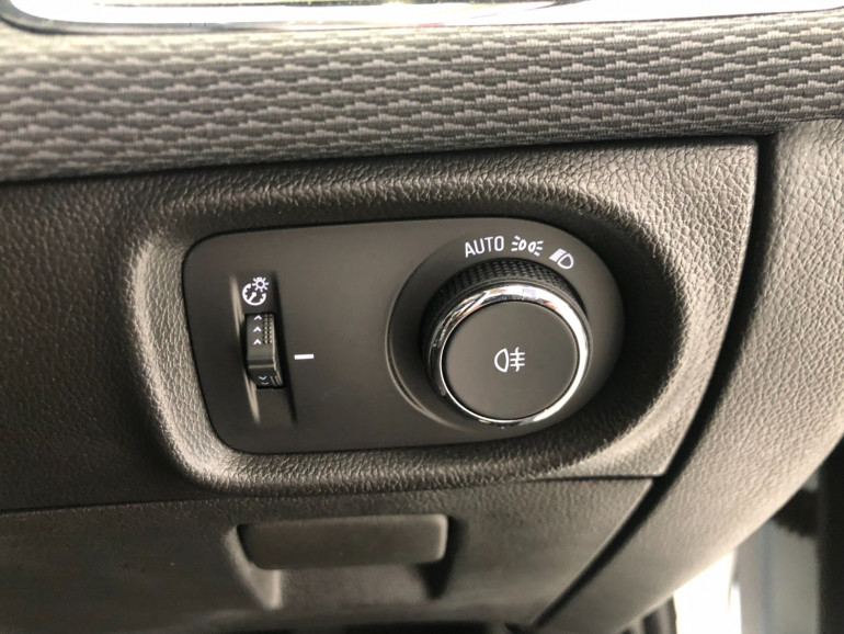 2018 Holden Astra BL Turbo LS+ Sedan Image 9