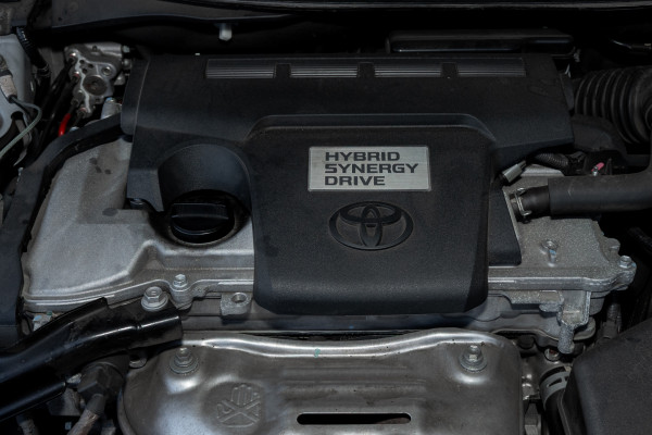 2013 Toyota Camry Hybrid AVV50R HL Sedan Image 18