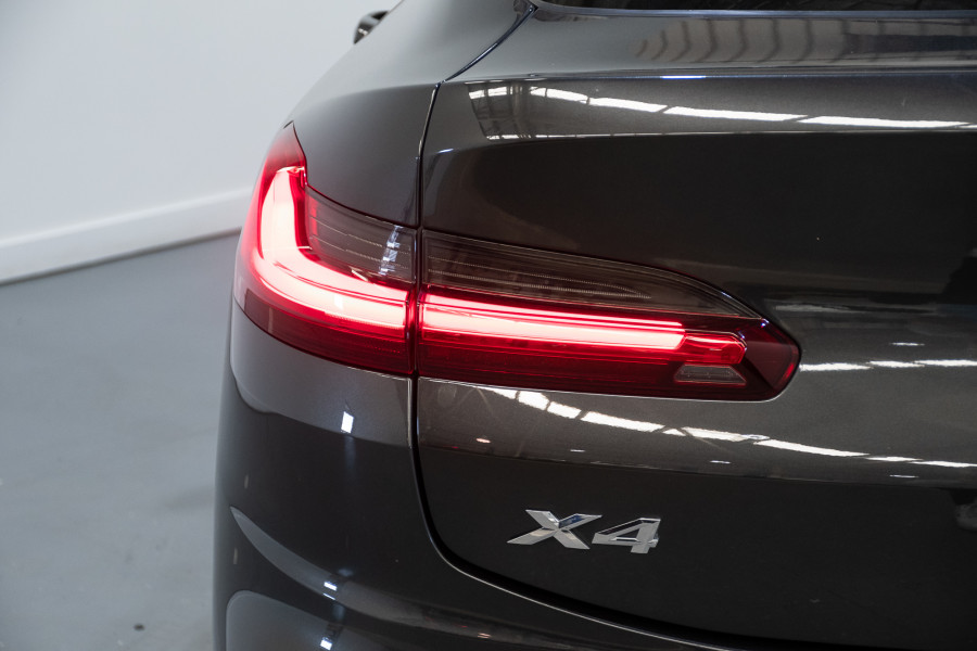 2021 BMW X4 xDrive30i M Sport SUV Image 13