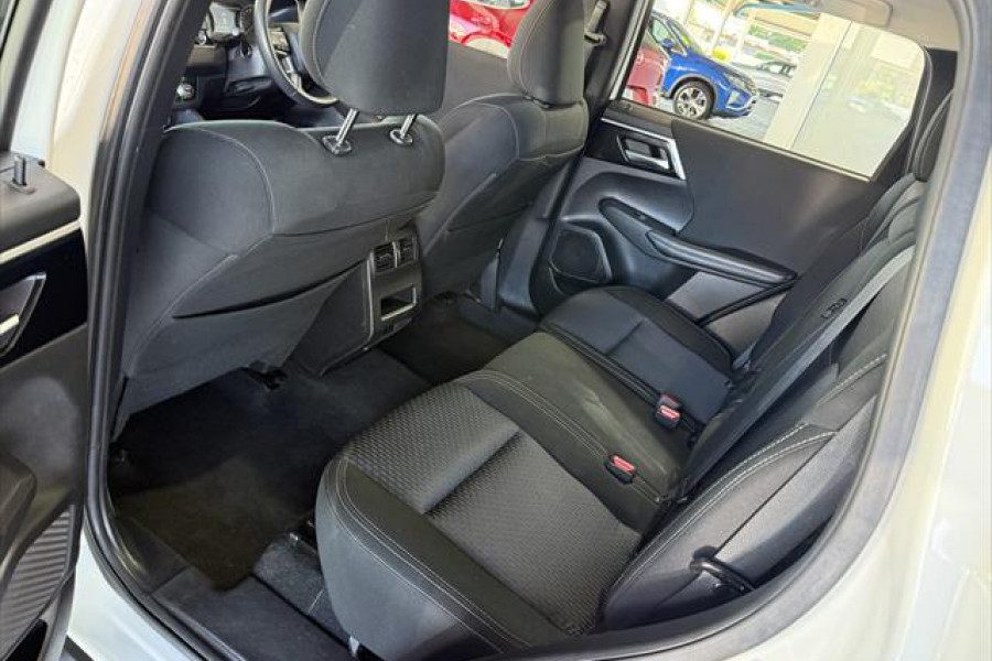 2022 MY23 Mitsubishi Outlander ZM ES SUV Image 11