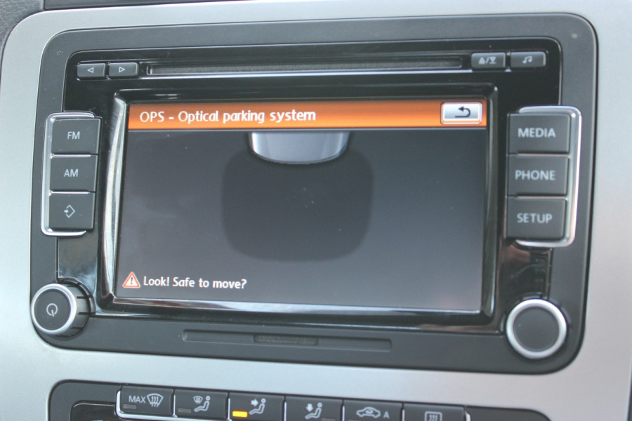 2010 MY11 Volkswagen Eos 1F  103TDI Convertible Image 14