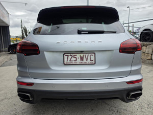 2016 MY17 Porsche Cayenne 92A Platinum Edition SUV