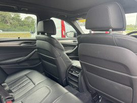 2018 BMW 5 Series G31 520d Touring Steptronic M Sport Wagon image 16
