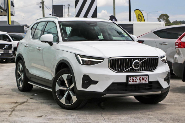 2023 Volvo XC40 XZ Ultimate B4 Bright SUV