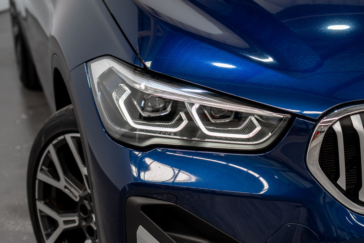 2020 BMW X1 Sdrive 18i SUV Image 2
