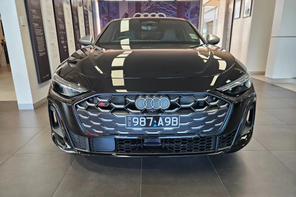 2026 Audi S5 Sedan Image 7