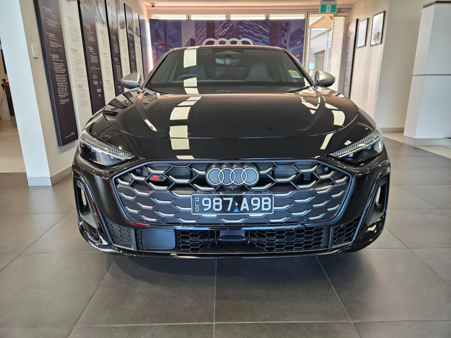 2026 Audi S5 Sedan Image 7