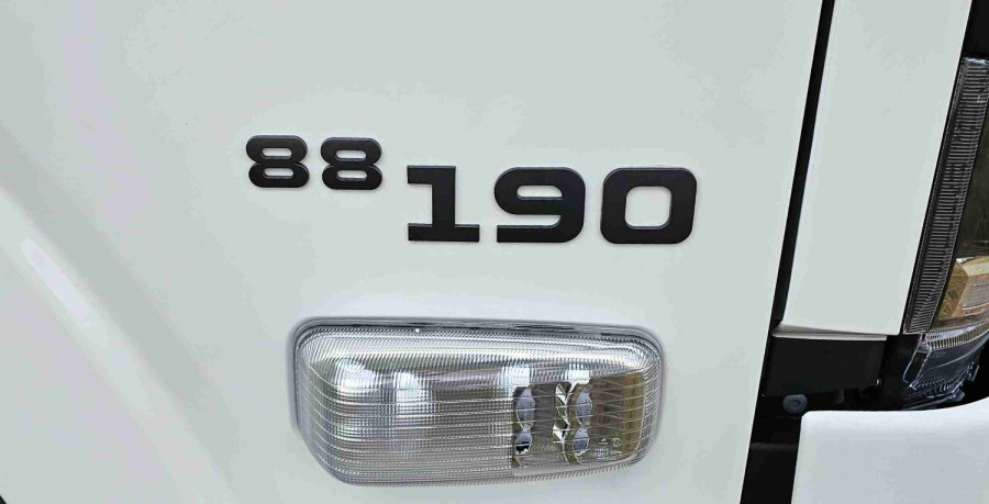 2025 Isuzu  NQR 88/80-190 AM D42 FREIGHT Curtainsider Image 13