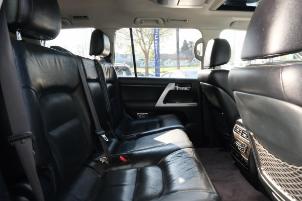2014 MY13 Toyota LandCruiser VDJ200R Sahara SUV Image 13