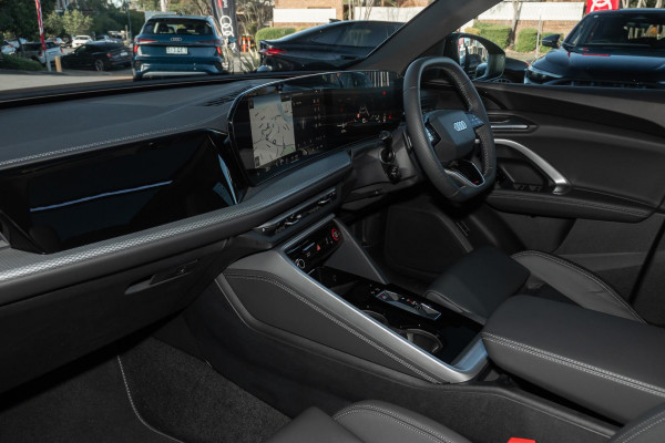2025 Audi SQ5 GU edition one SUV image 8