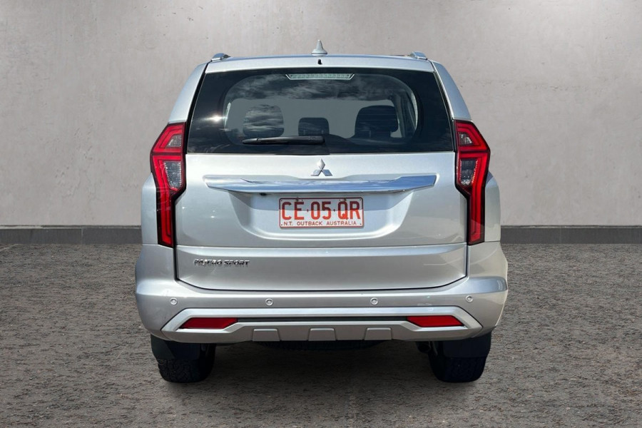 2020 Mitsubishi Pajero Sport QE GLX SUV Image 8
