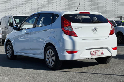 2016 MY17 Hyundai Accent RB4 Active Hatch Image 4