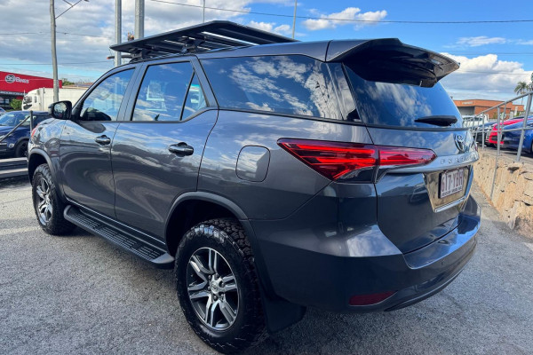 2018 Toyota Fortuner GUN156R GX SUV Image 7