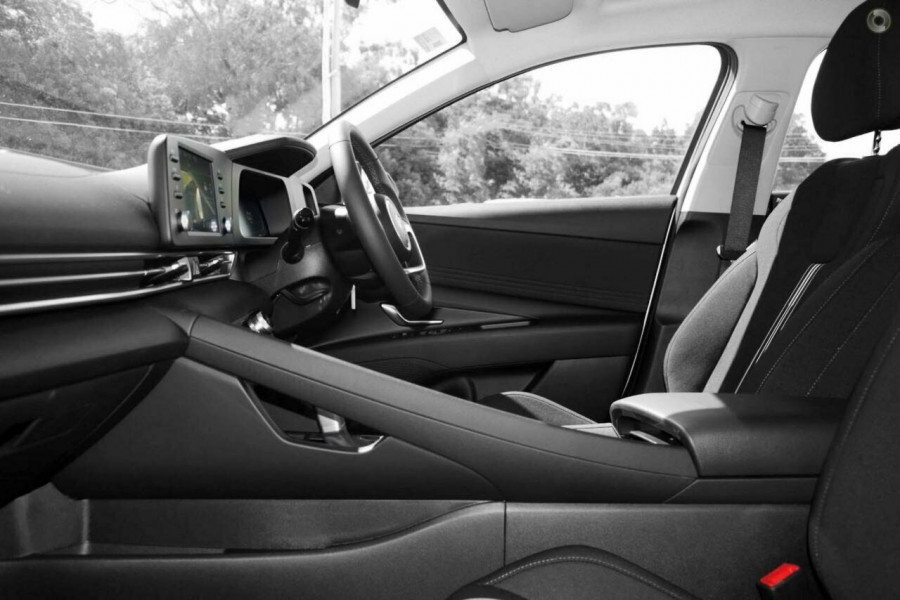 2024 MY25 Hyundai i30 CN7.V2 Hybrid Sedan Image 8