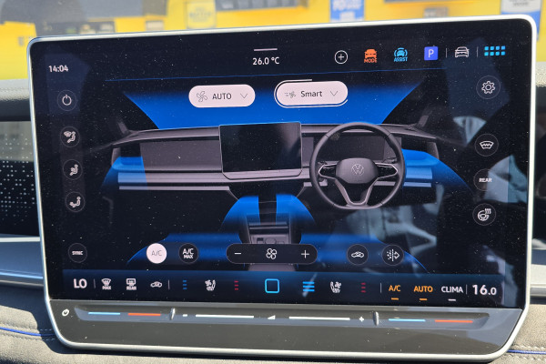 2026 Volkswagen Tayron R4 195TSI R-Line SUV Image 18