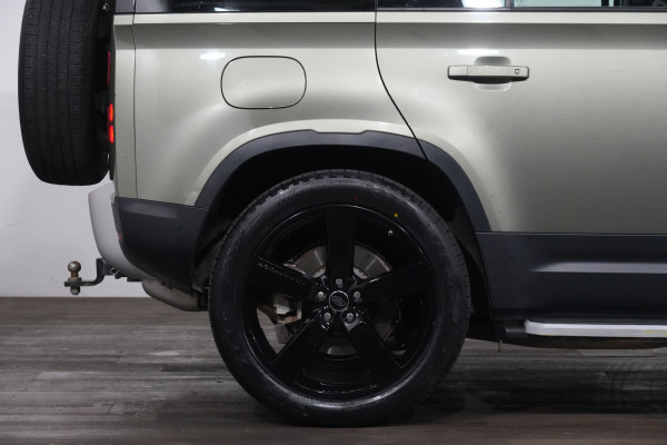 2021 Land Rover Defender L663 110 D300 SE SUV Image 6
