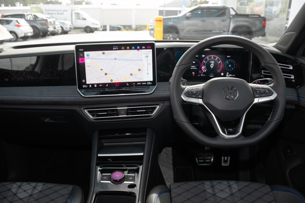 2026 Volkswagen Tiguan CT 150TSI R-Line SUV Image 7