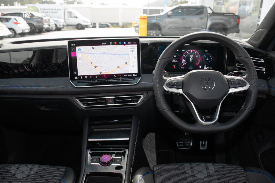 2026 Volkswagen Tiguan CT 150TSI R-Line SUV Image 7