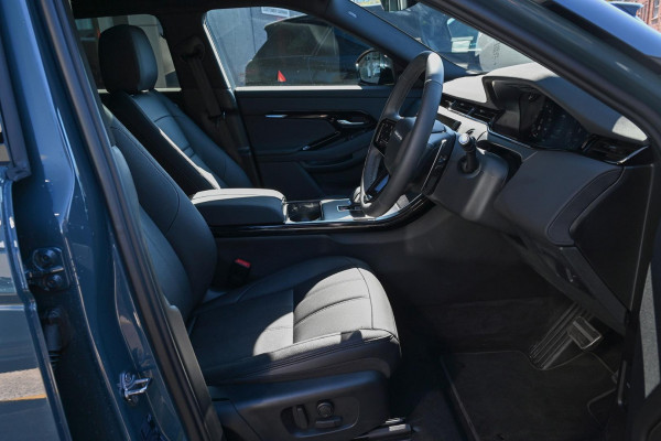 2026 MY26.5 Land Rover Range Rover Evoque L551 P250 Dynamic SE SUV