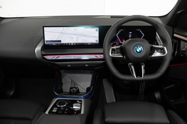 2026 BMW X3 G45 30e xDrive SUV image 7