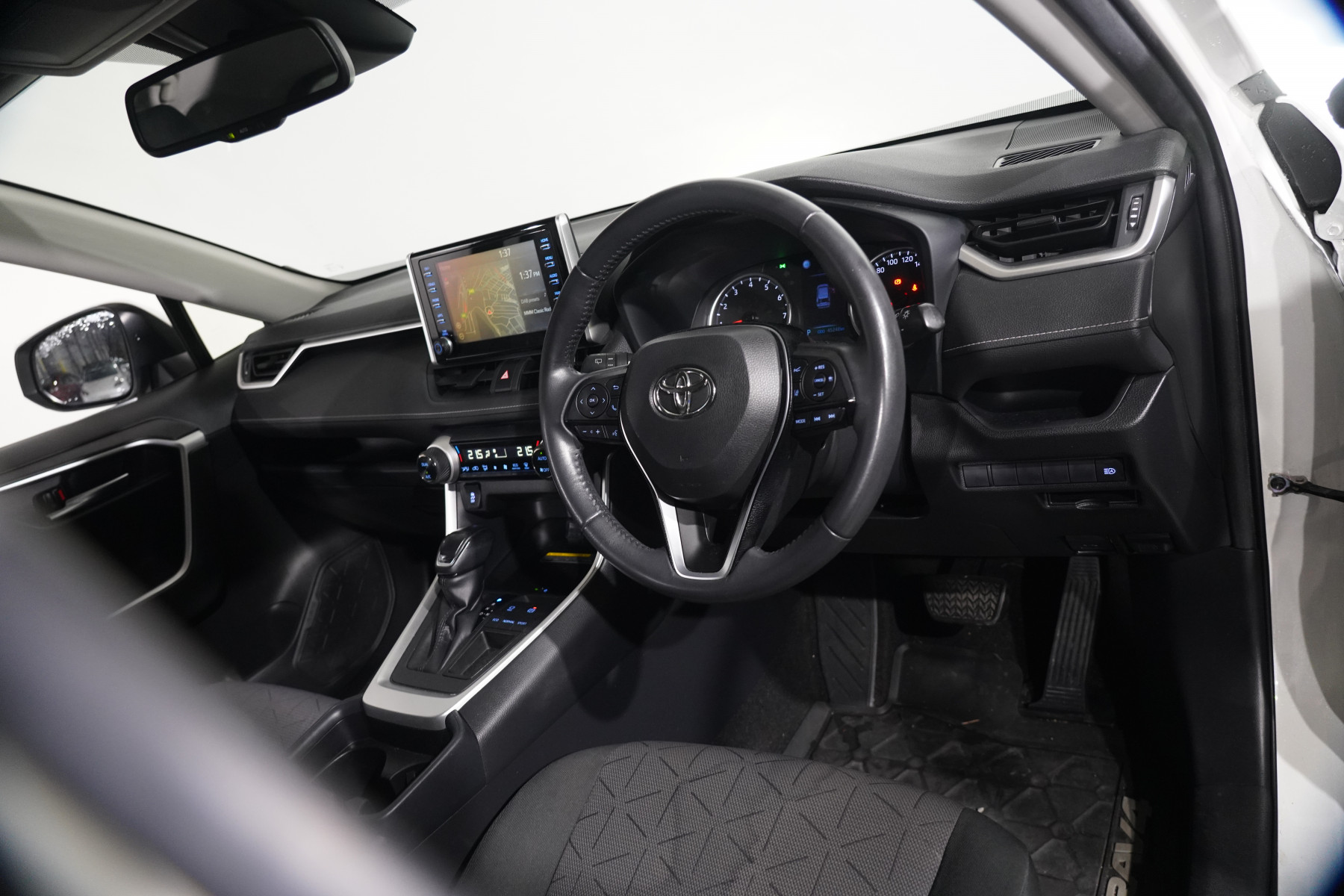 2020 Toyota RAV4 Gxl (2wd) SUV Image 11