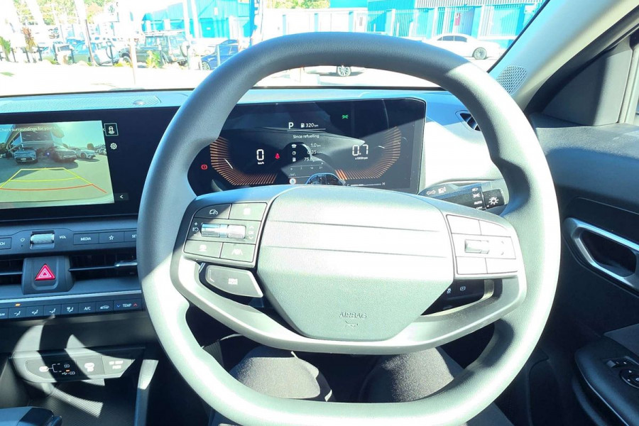 2025 MY26 Kia K4 CL4m S Hatch Image 18
