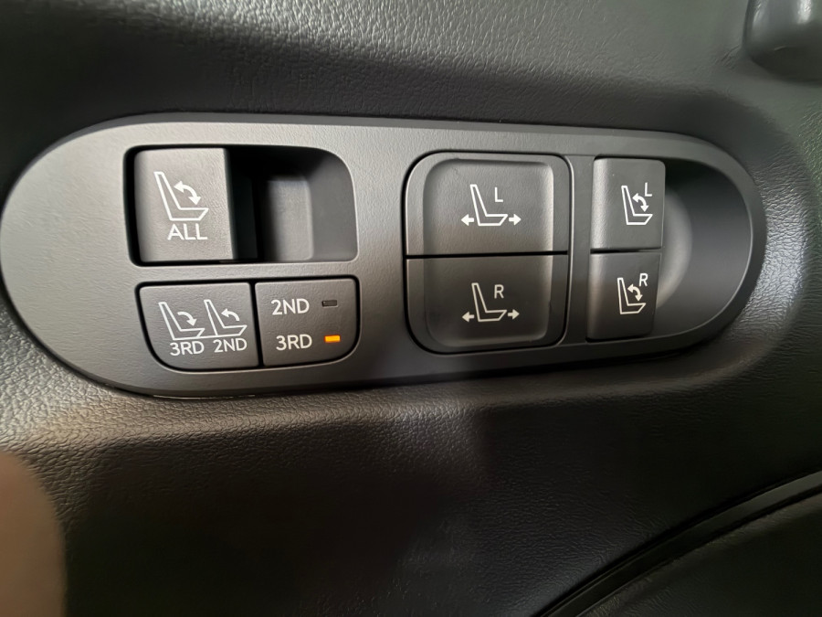 2026 Hyundai Palisade Calligraphy Black Ink SUV Image 18