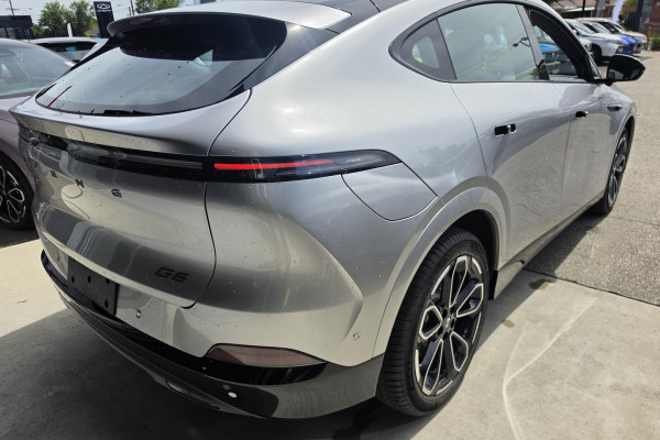 2026 XPeng G6  Long Range SUV Image 9