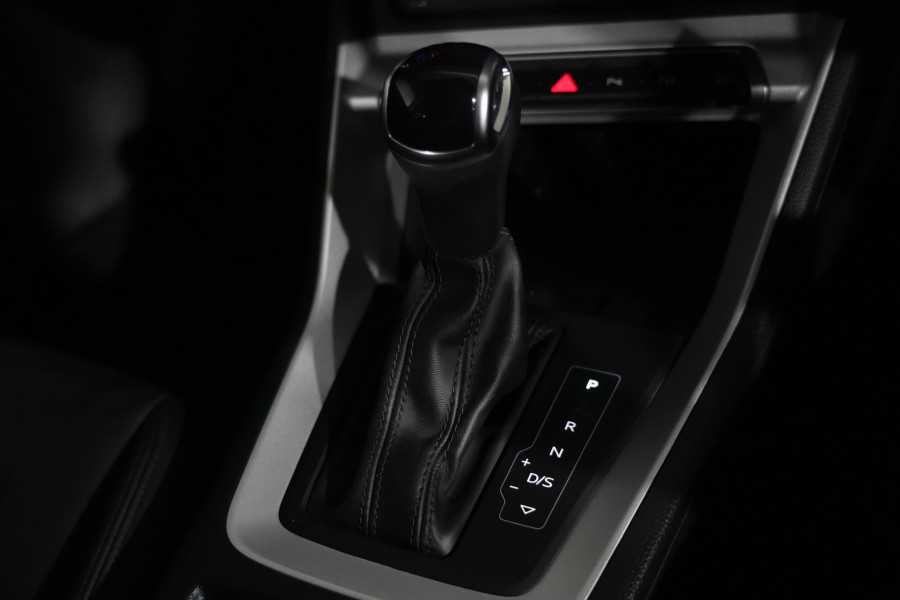 2025 Audi Q3 F3 35 TFSI S line Edition SUV Image 18