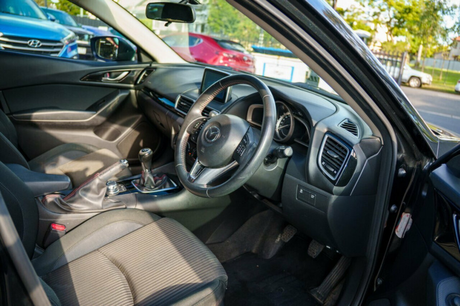 2014 Mazda 3 BM Series Maxx Hatch Image 16