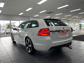 2017 Holden Commodore VF II  SV6 Wagon Image 5